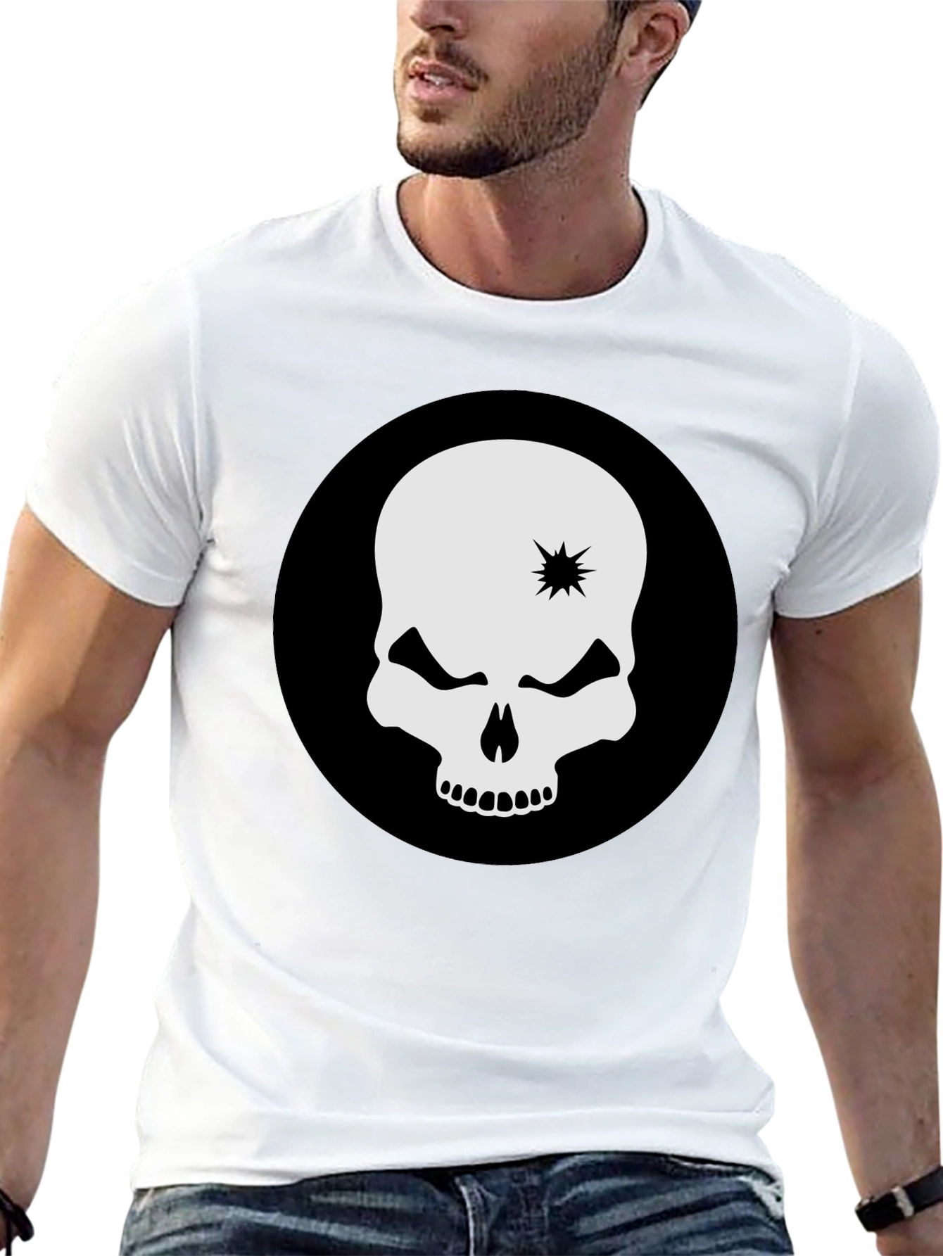 Skull Graphic Tee - Bold Black Crew Neck T-Shirt