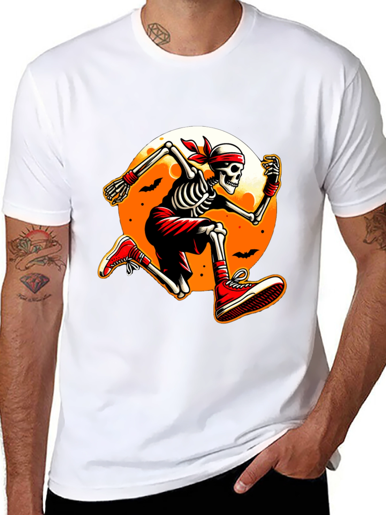 Skeleton Runner T-Shirt - Halloween Spooky Fun