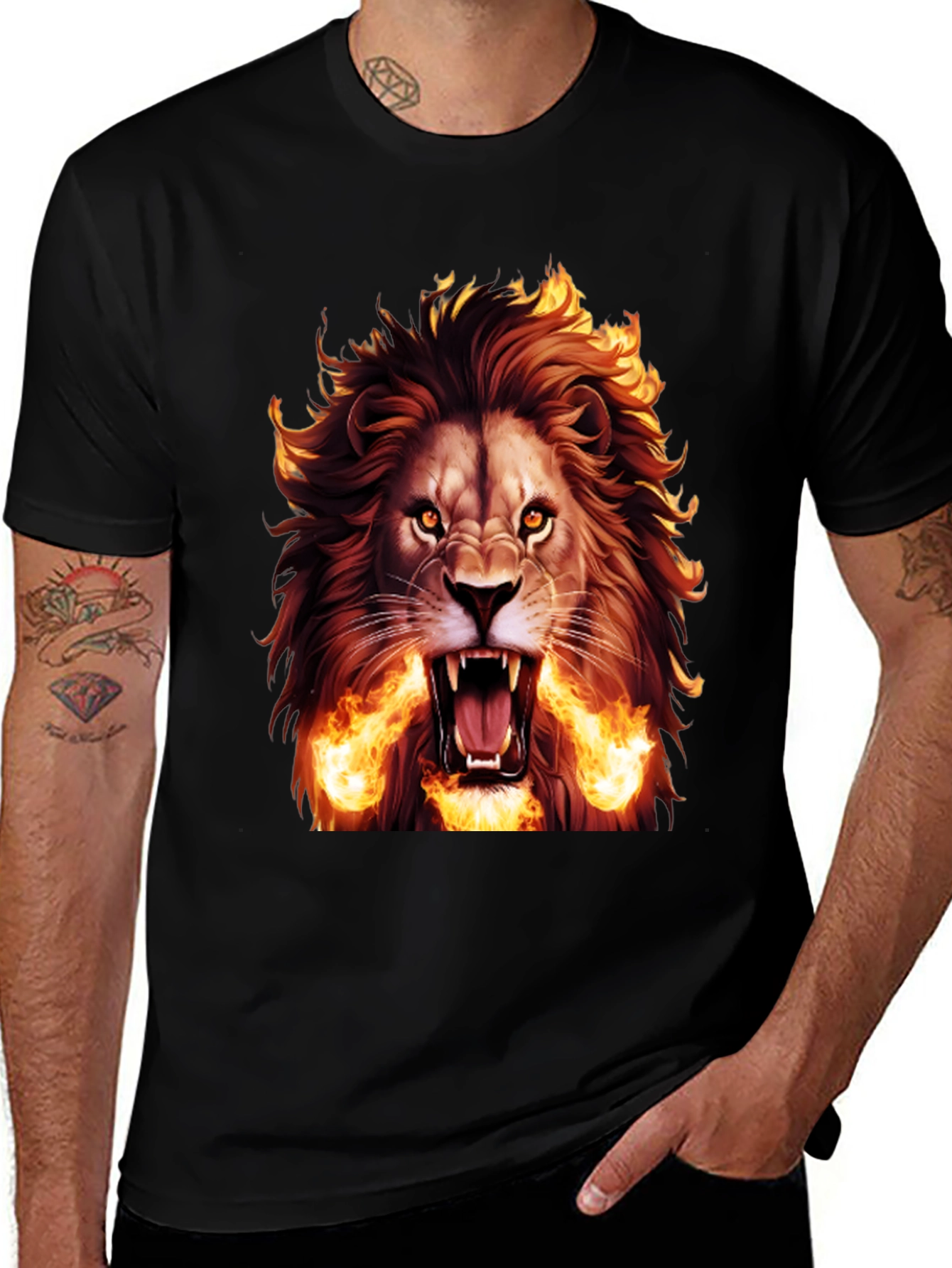 Fiery Lion Graphic Tee - Bold Black T-Shirt