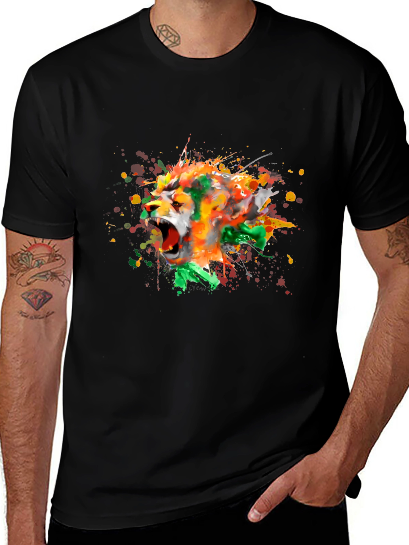 Roaring Lion Splash Art Graphic Tee