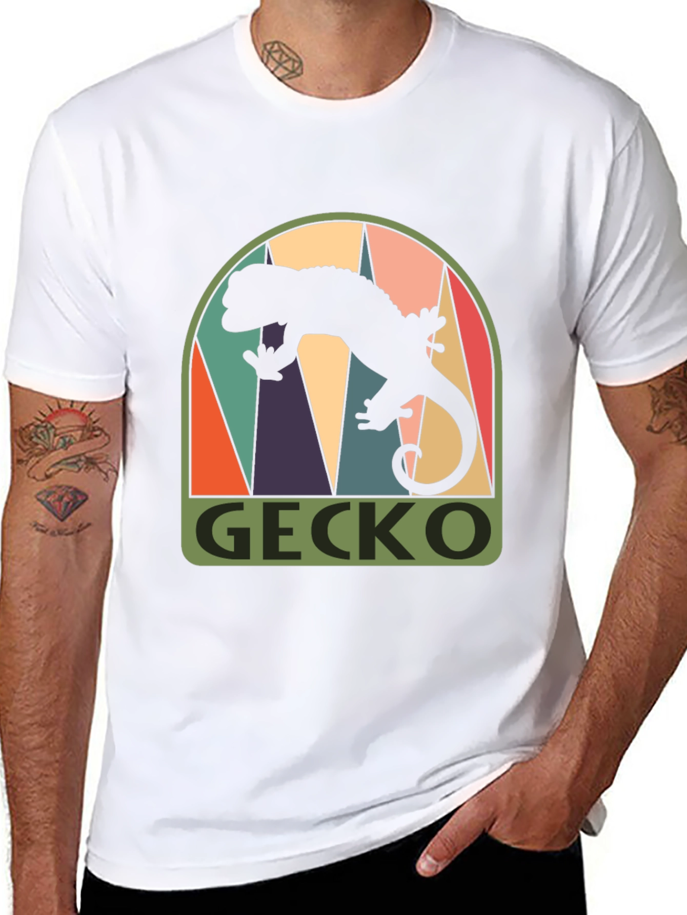 Retro Gecko Graphic Tee - Cool Black T-Shirt