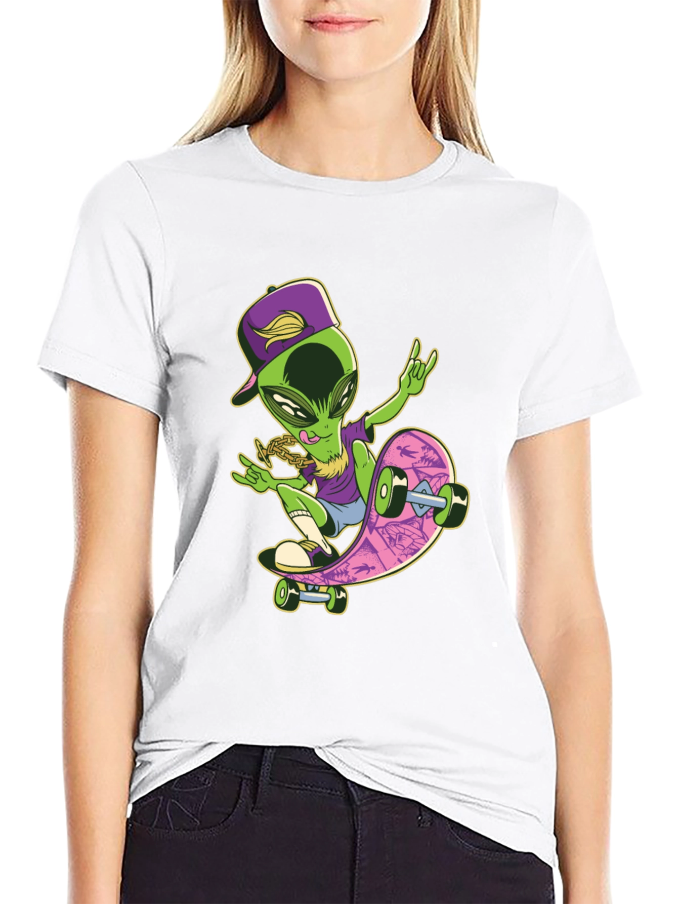 Cool Alien Skateboard Graphic T-Shirt