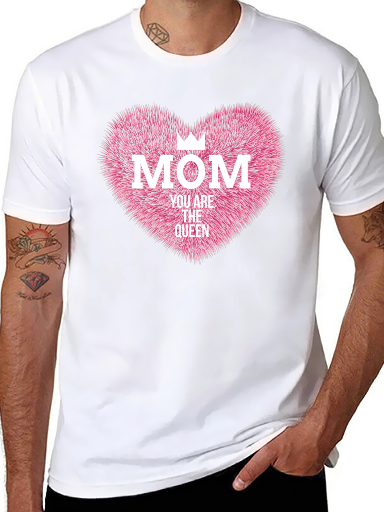 Mom Queen Heart Graphic Tee - Black