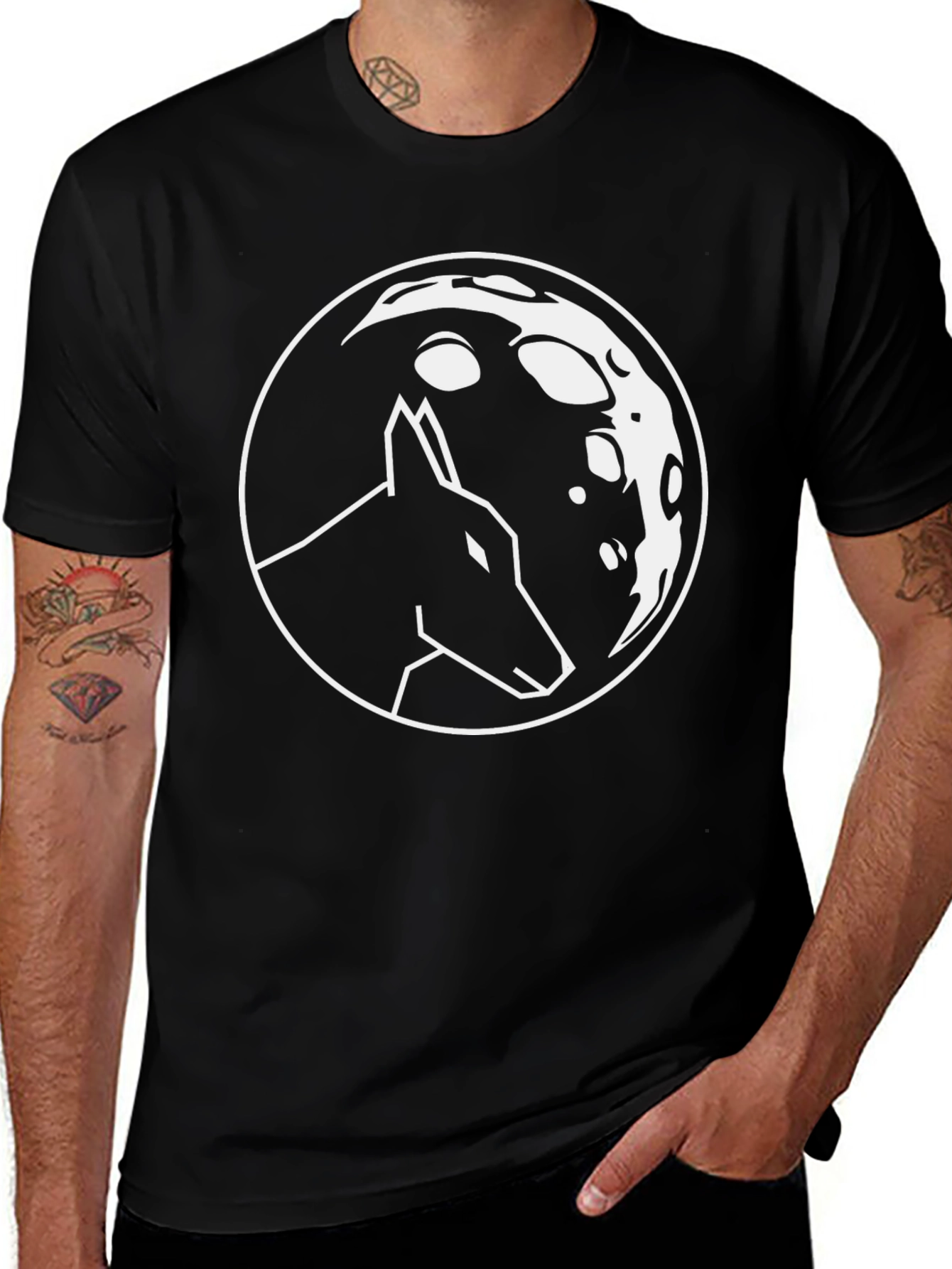 Wolf Moon Graphic Tee - Stylish Black T-Shirt